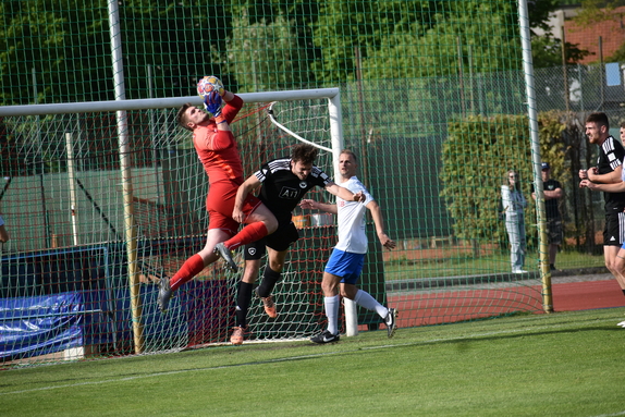 Muži 25. kolo 24-25 2