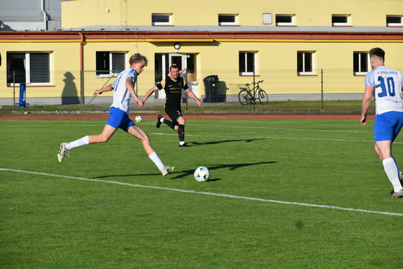 25-26 Muži  27. kolo 4